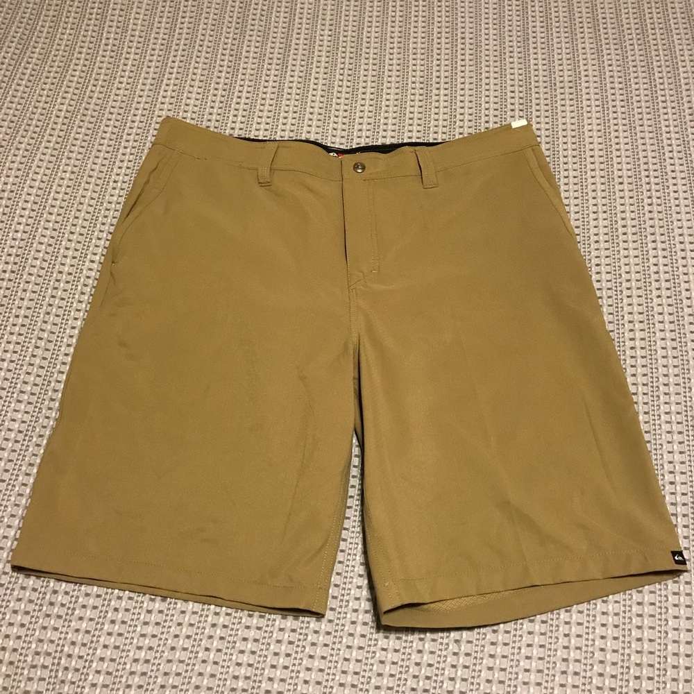 Men’s Quiksilver Amphibians Hybrid Shorts